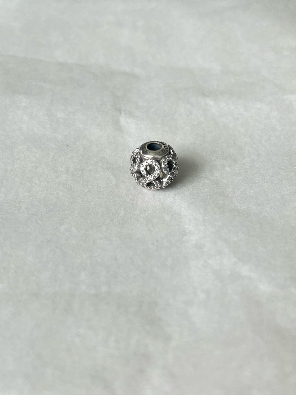 Pandora *RETIRED* Essence Charm - Dedication